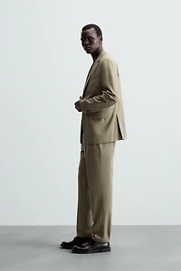 TEXTURED SUIT BLAZER