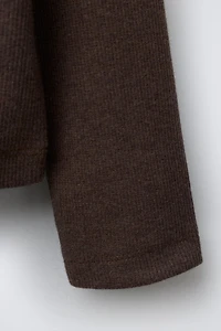 MEDIUM WEIGHT RIBBED T-SHIRT