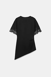 ASYMMETRIC LACE T-SHIRT