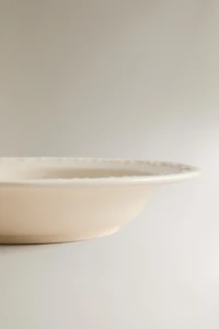 EARTHENWARE SOUP PLATE WITH RAISED RIM
