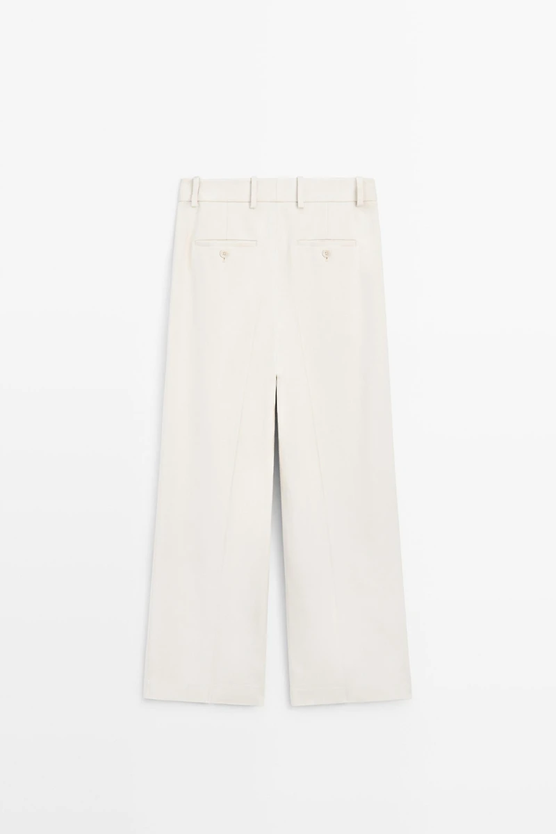 Flowing wide-leg pants