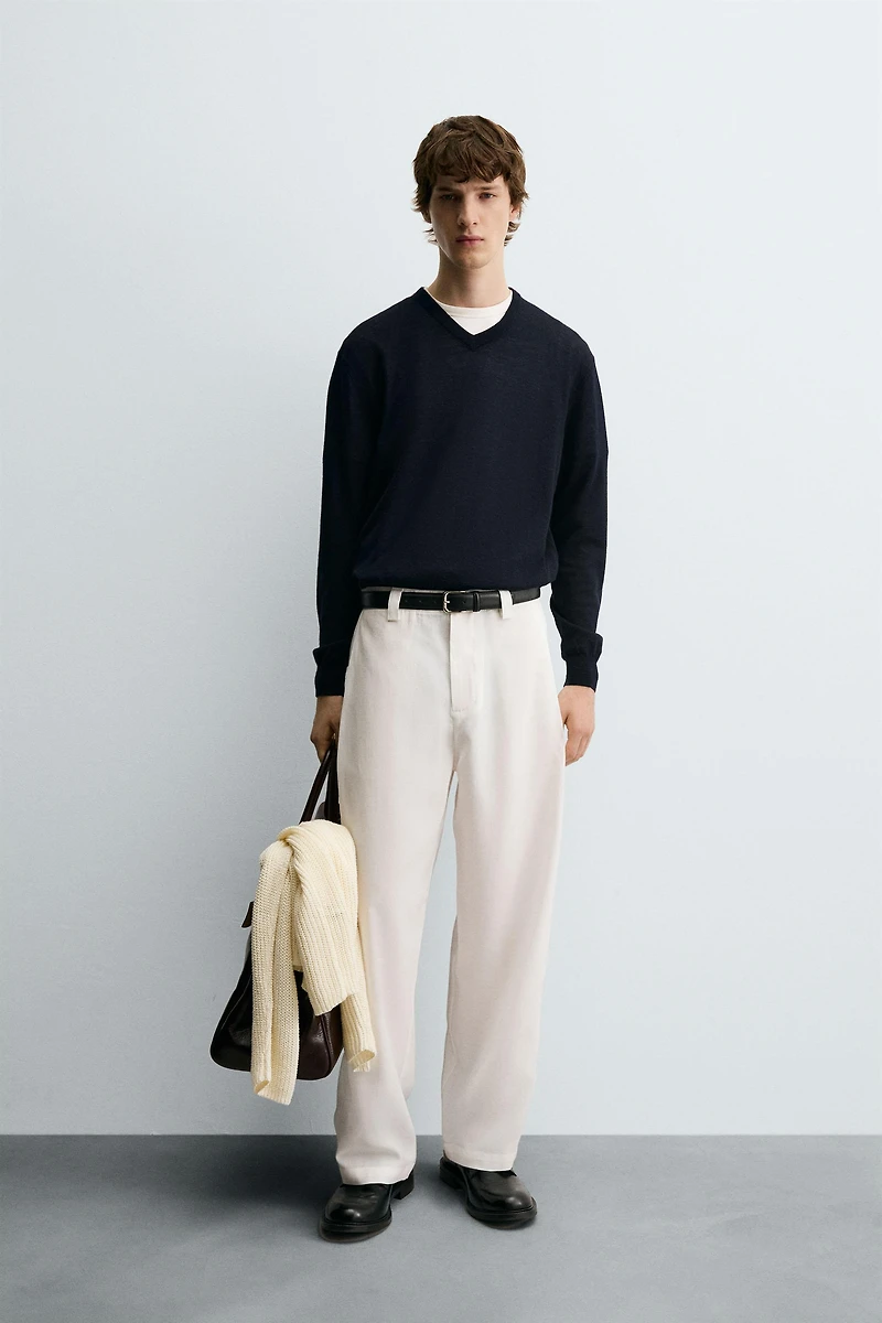 FLOWY PANTS WITH SIDE PLEATS