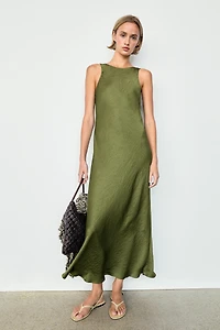 Flowing midi dress