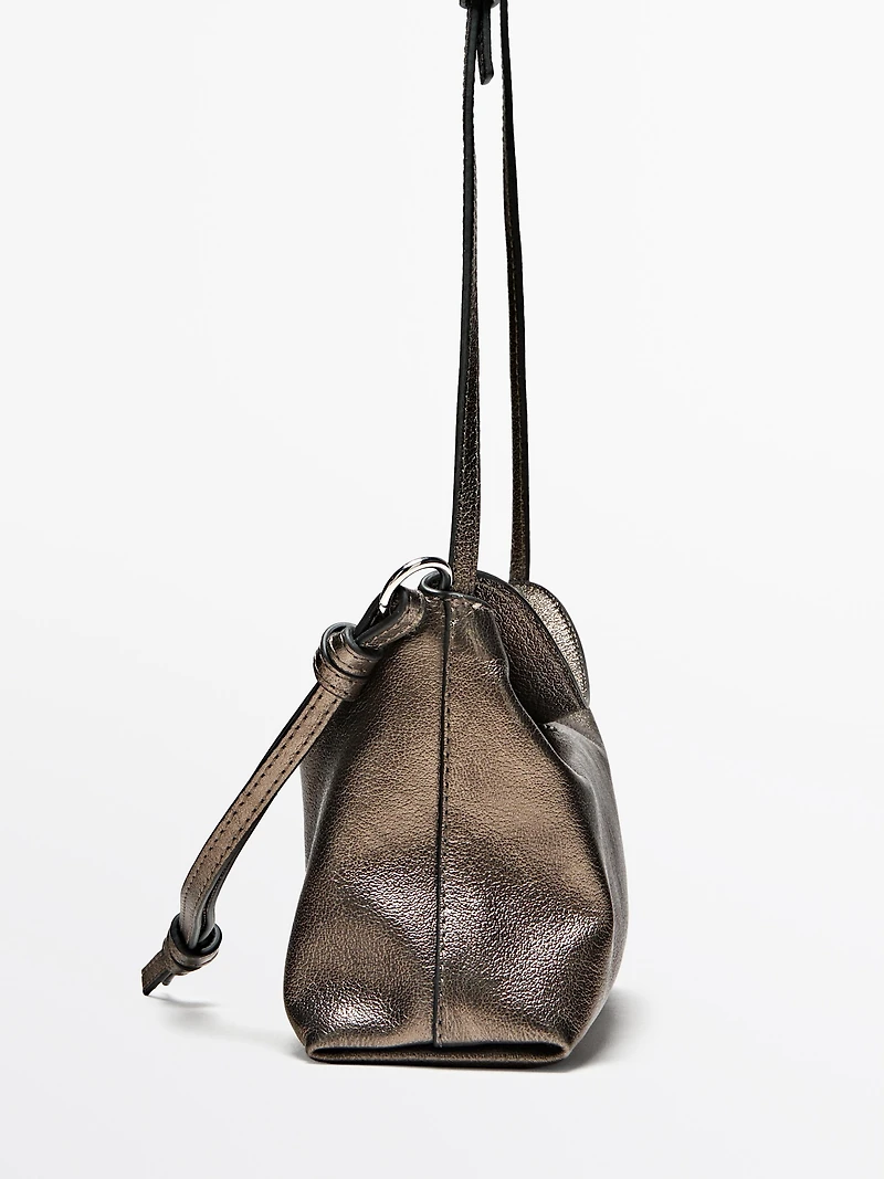 Sac pochette à bandoulière en cuir nappa