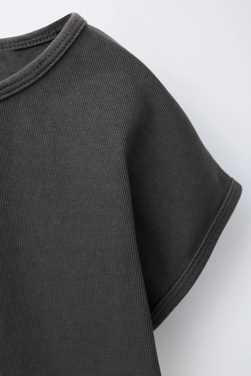 ENSEMBLE T-SHIRT ET BERMUDA UNI