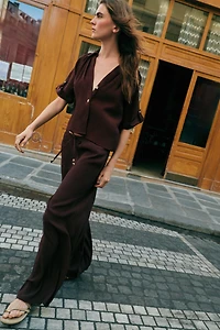 FLOWY STRAIGHT LEG PANTS