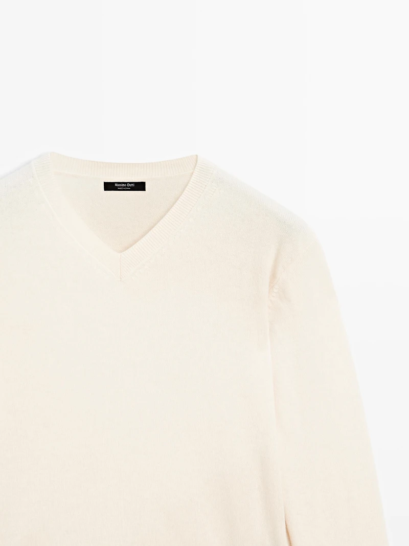 Wool blend knit V-neck sweater