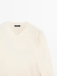 Wool blend knit V-neck sweater