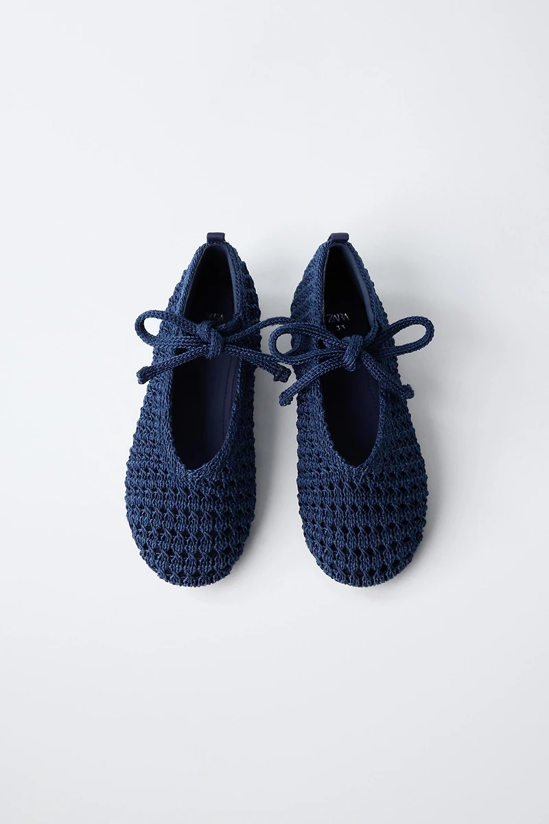 CROCHET BOW BALLET FLATS