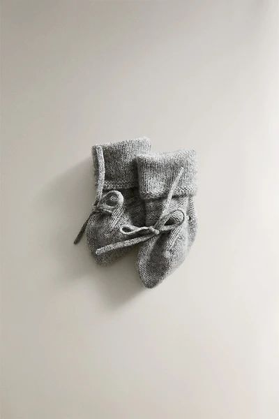 CASHMERE BABY BOOTIES