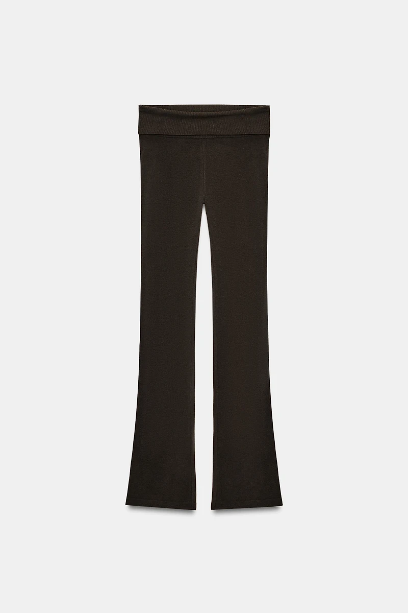 SEAMLESS FLARE PANTS