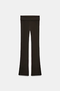 SEAMLESS FLARE PANTS
