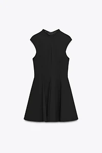VOLUMINOUS SHORT DRESS