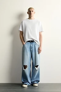RIPPED BAGGY FIT JEANS