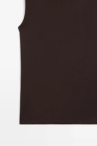 100% cotton straight neckline T-shirt