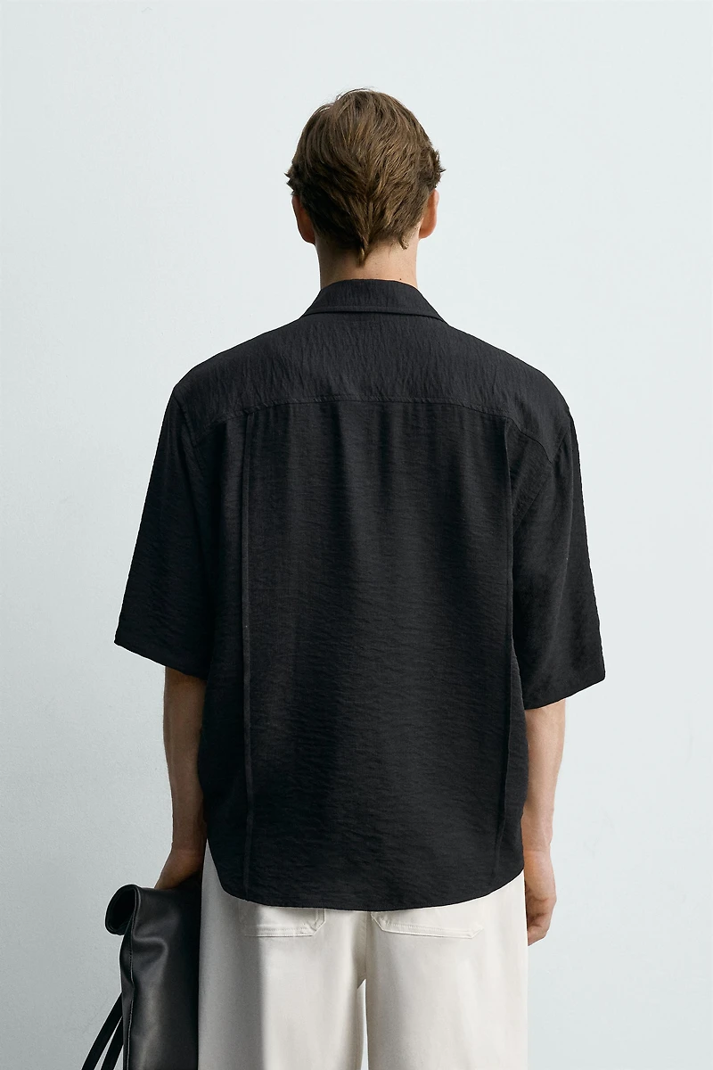 FLOWY TEXTURED SHIRT