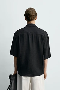 FLOWY TEXTURED SHIRT