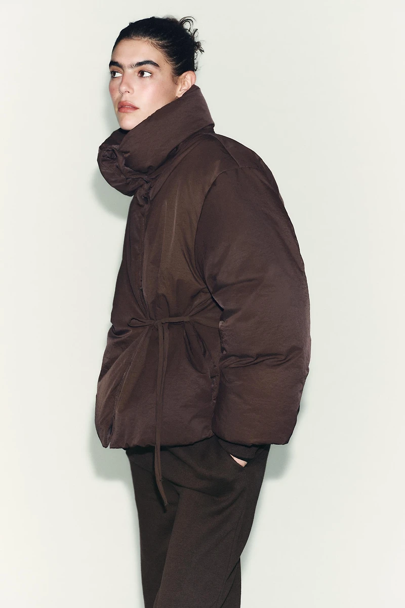 SHORT WATER AND WIND PROTECTION PUFFER ANORAK