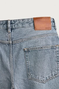 STRAIGHT BARREL FIT JEANS