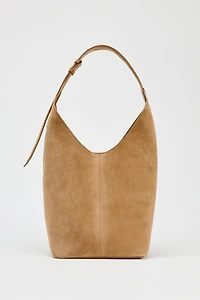 LEATHER MAXI BUCKET BAG WITH HANDLE DETAIL