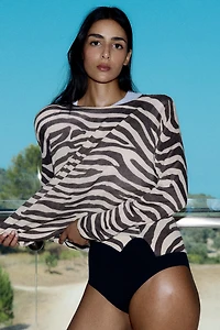 FINE KNIT SWEATER