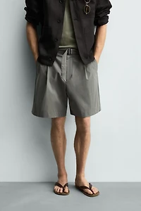 RELAXED FIT PLEATED BELTED SHORTS