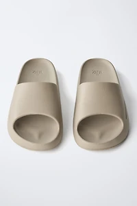 CLAQUETTES DE BAIN