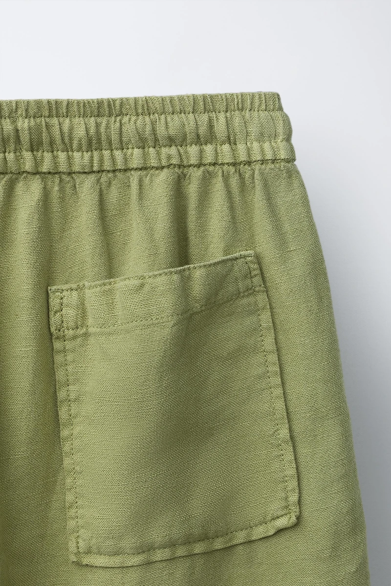 FLOWY LINEN BLEND SHORTS