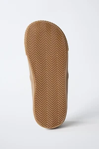 LEATHER BAREFOOT SNEAKERS