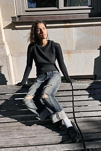 TRF MID-RISE RIPPED STRAIGHT JEANS