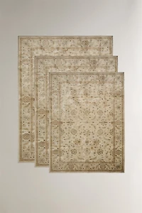 VINTAGE FLORAL AREA RUG