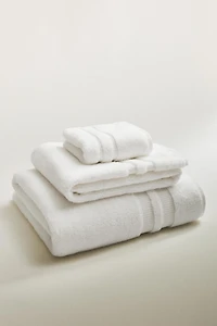 SERVIETTE DE BAIN EXTRA-DOUCE DOUBLE FRISE