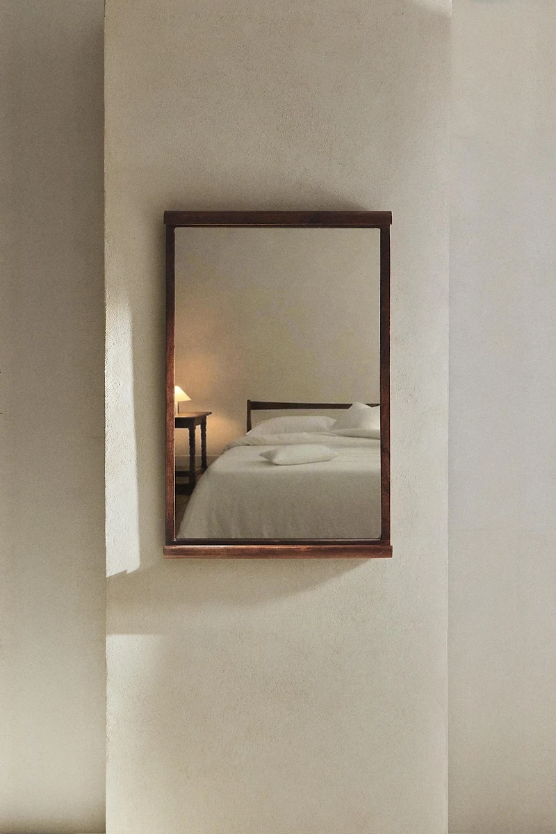 CURVED BORDER WALL MIRROR