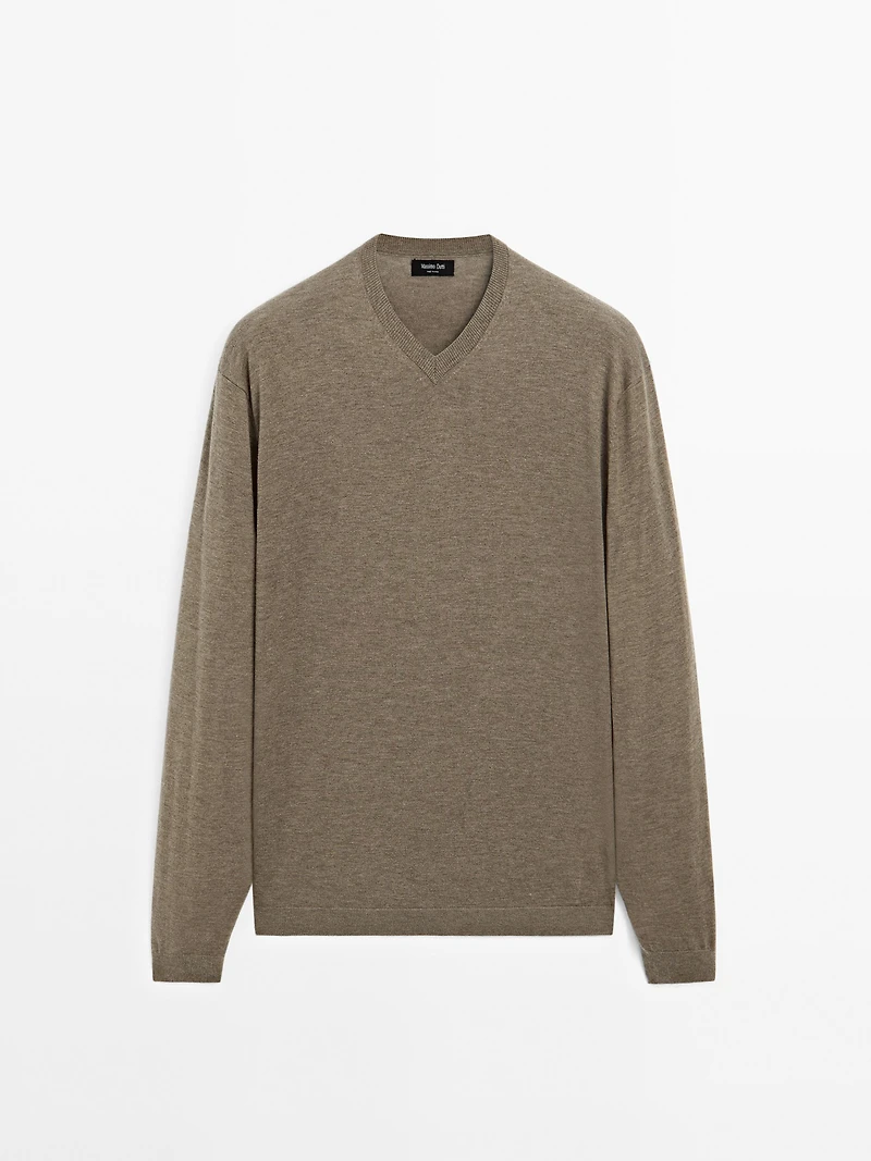 Knit wool blend sweater