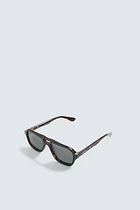 SQUARED SUNGLASSES
