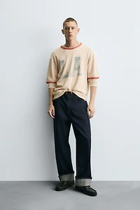T-SHIRT EN MAILLE IMPRIMÉ DÉLAV