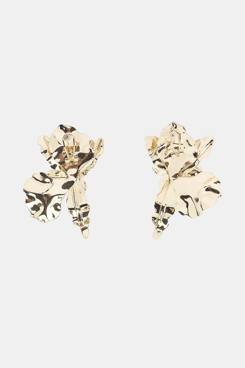 EMBOSSED FLOWER EARRINGS