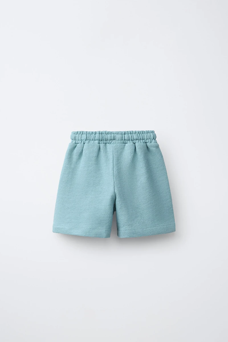 SHORT EN CRÊPE UNIE