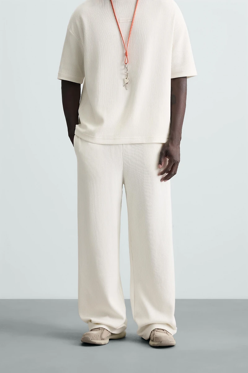 PANTALON DE JOGGING STRUCTURE VERTICALE