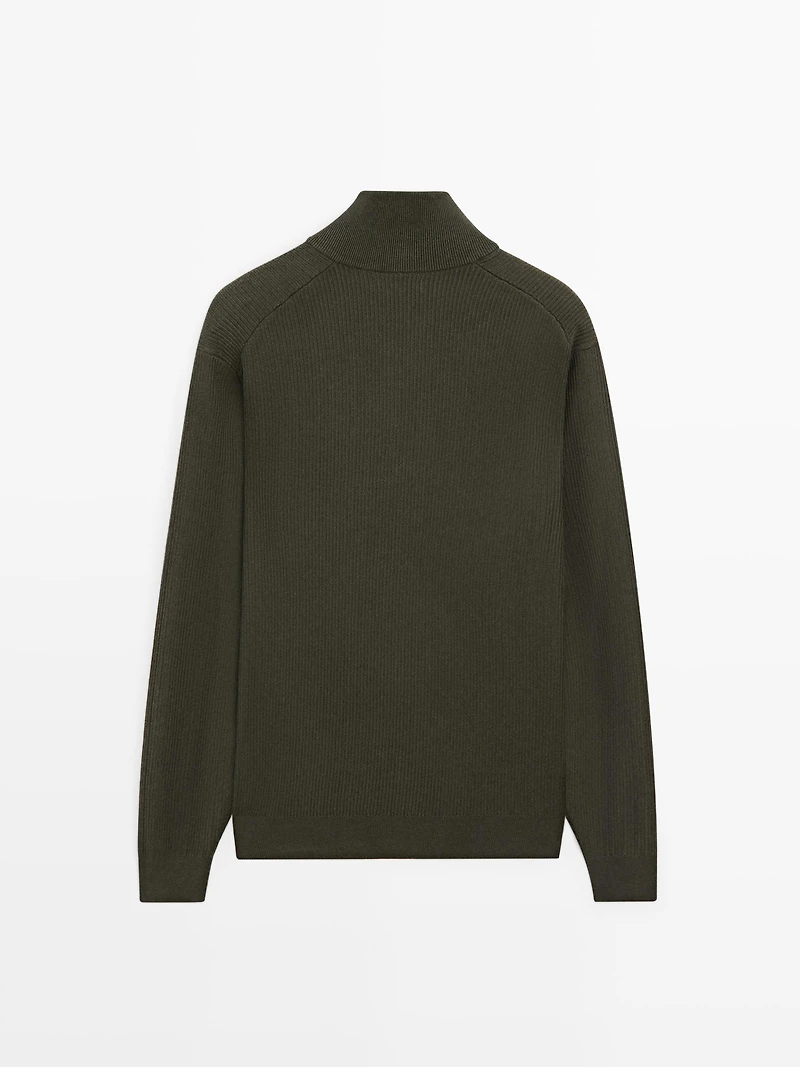 Mock neck knit sweater with V-neck