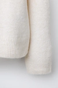 PLAIN KNIT TURTLENECK SWEATER