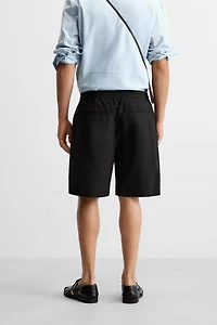 TEXTURED REGULAR FIT SHORTS