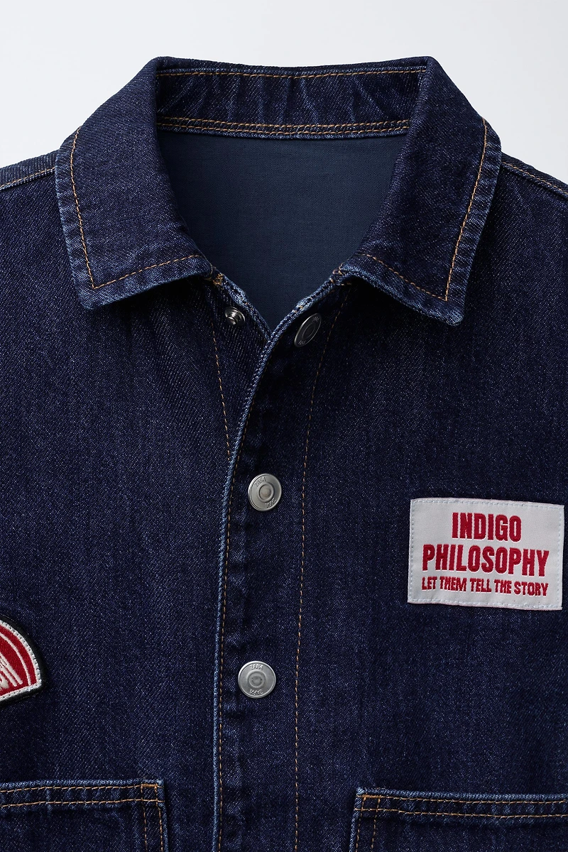 VESTE EN JEAN AVEC PIÈCES