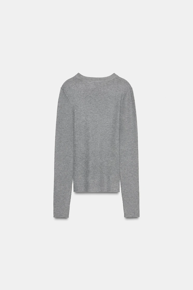 EXTRA-FINE KNIT TOP