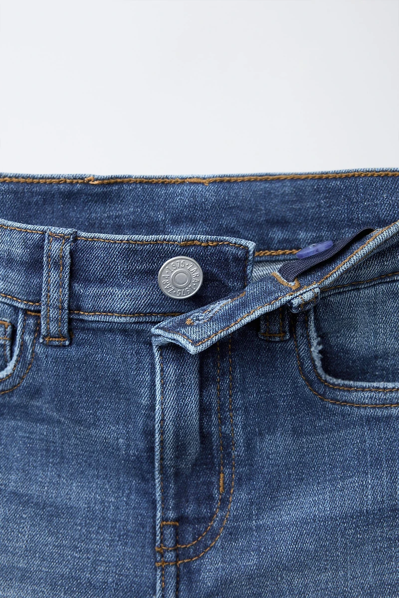 SKINNY FIT JEANS