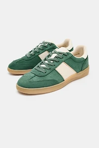 COLORED SNEAKERS