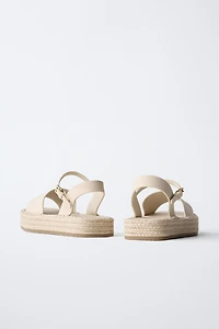 SANDALES EN JUTE