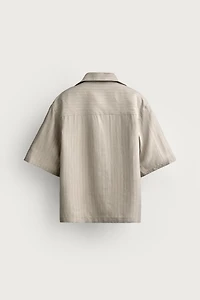 CHEMISE FLUIDE COUPE DÉCONTRACTÉE