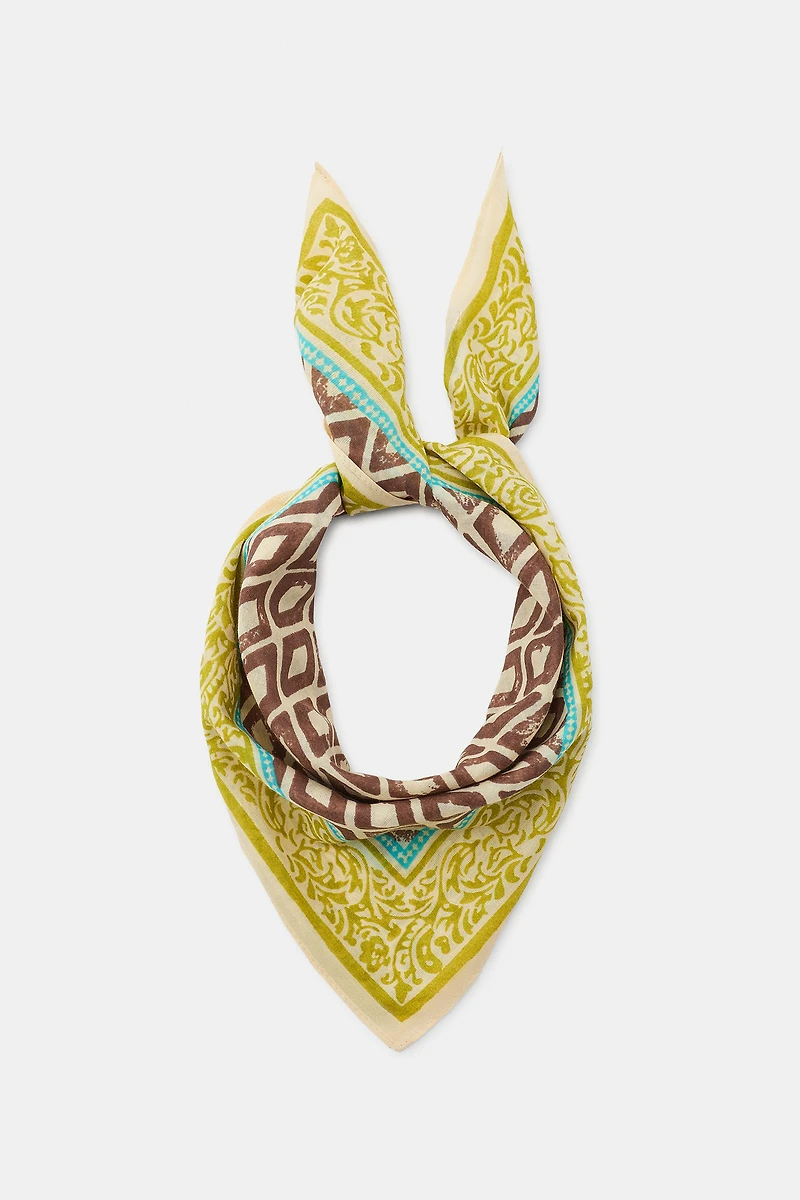 DIAMOND PRINT BANDANA SCARF