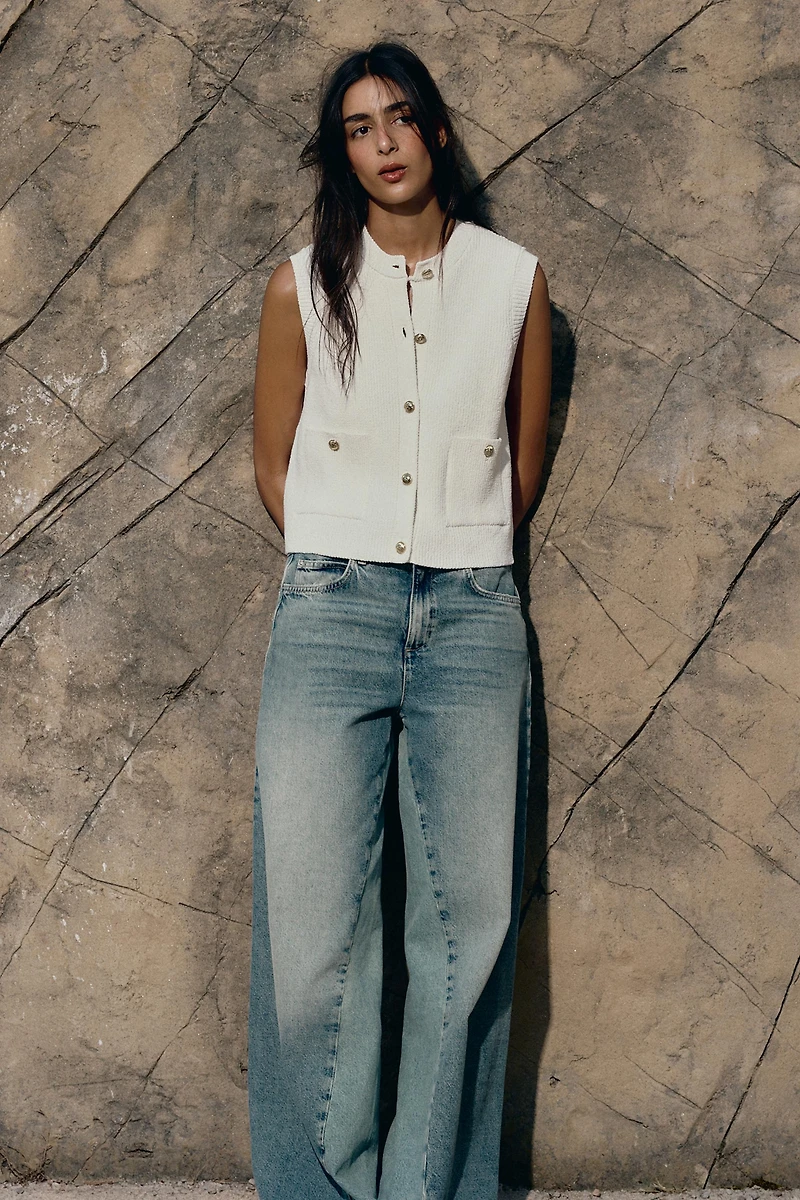 SMOOTH KNIT VEST TOP